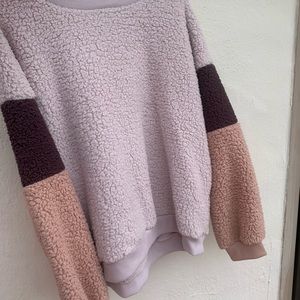 Sherpa sweatshirt